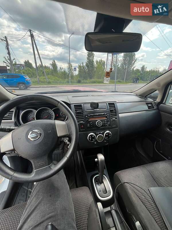 Хетчбек Nissan TIIDA 2012 в Києві фото 17 Хетчбек Nissan TIIDA 2012 в Києві