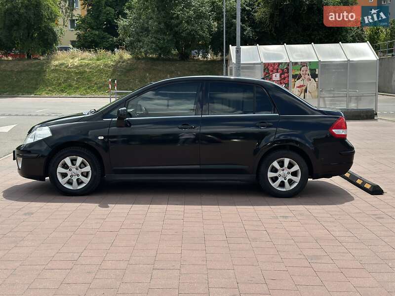 Седан Nissan TIIDA 2008 в Одессе