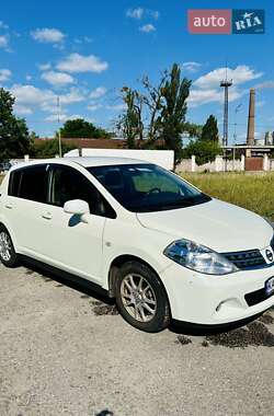 Хетчбек Nissan TIIDA 2010 в Києві