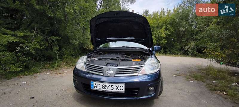 Хэтчбек Nissan TIIDA 2008 в Днепре