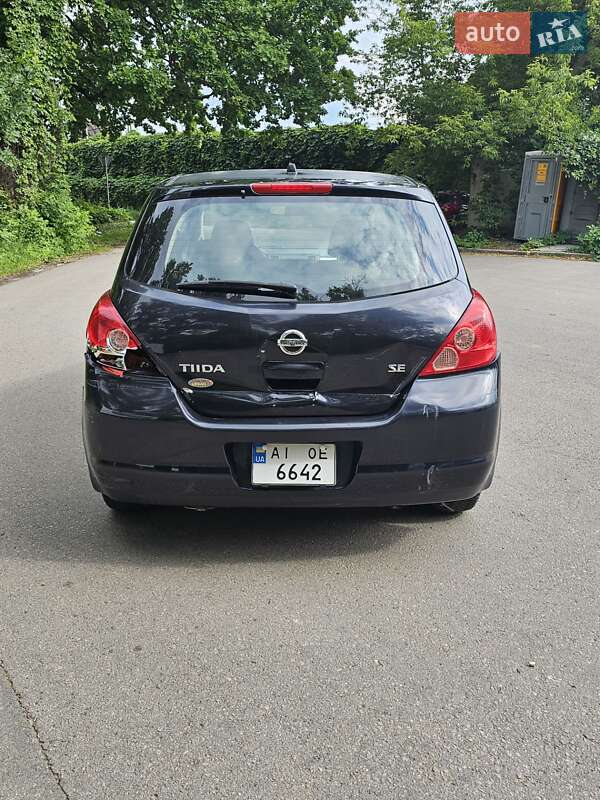 Хэтчбек Nissan TIIDA 2007 в Киеве