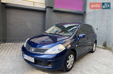 Хэтчбек Nissan TIIDA 2007 в Хмельницком
