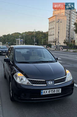 Хэтчбек Nissan TIIDA 2007 в Киеве