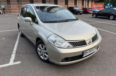 Хэтчбек Nissan TIIDA 2008 в Одессе