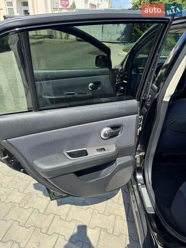 Седан Nissan TIIDA 2008 в Дніпрі фото 34 Седан Nissan TIIDA 2008 в Дніпрі