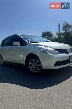 Хэтчбек Nissan TIIDA 2007 в Киеве