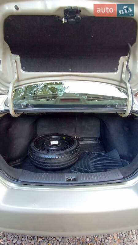 Седан Nissan TIIDA 2008 в Одессе