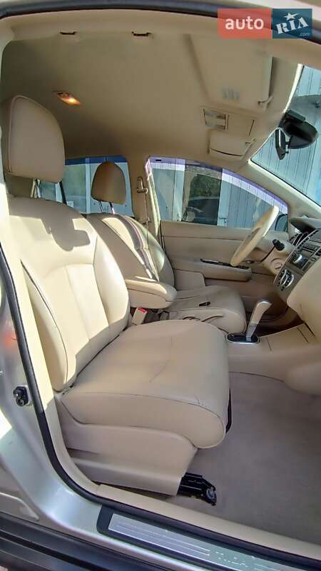 Седан Nissan TIIDA 2008 в Одессе