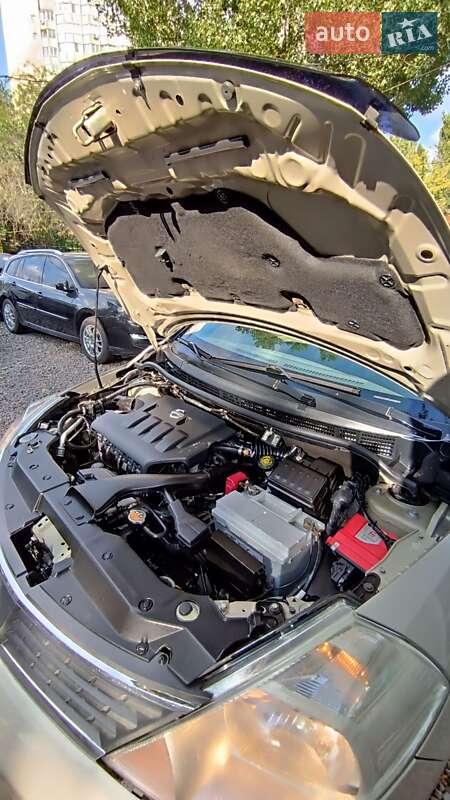 Седан Nissan TIIDA 2008 в Одессе