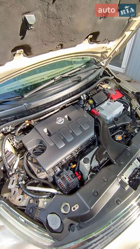 Седан Nissan TIIDA 2008 в Одессе