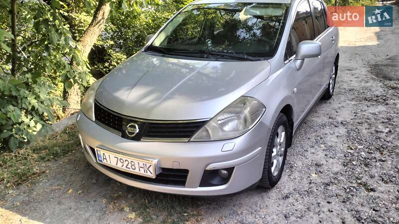Седан Nissan TIIDA 2007 в Білій Церкві