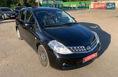 Седан Nissan TIIDA 2012 в Києві