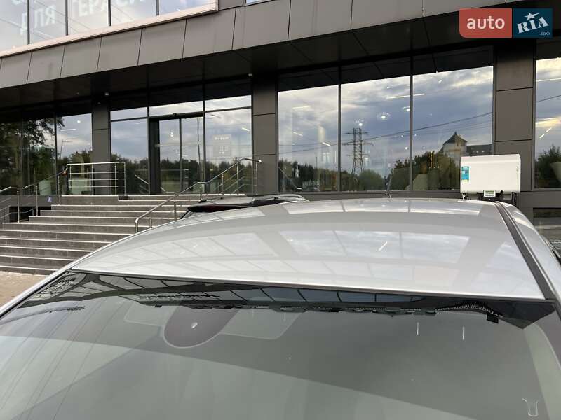 Хэтчбек Nissan TIIDA 2008 в Киеве