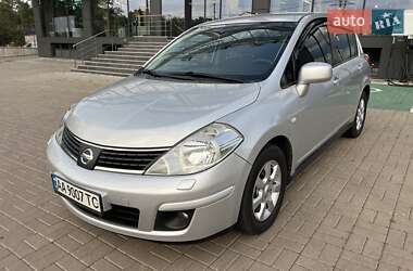 Хетчбек Nissan TIIDA 2008 в Києві