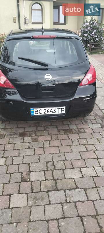 Хэтчбек Nissan TIIDA 2009 в Львове