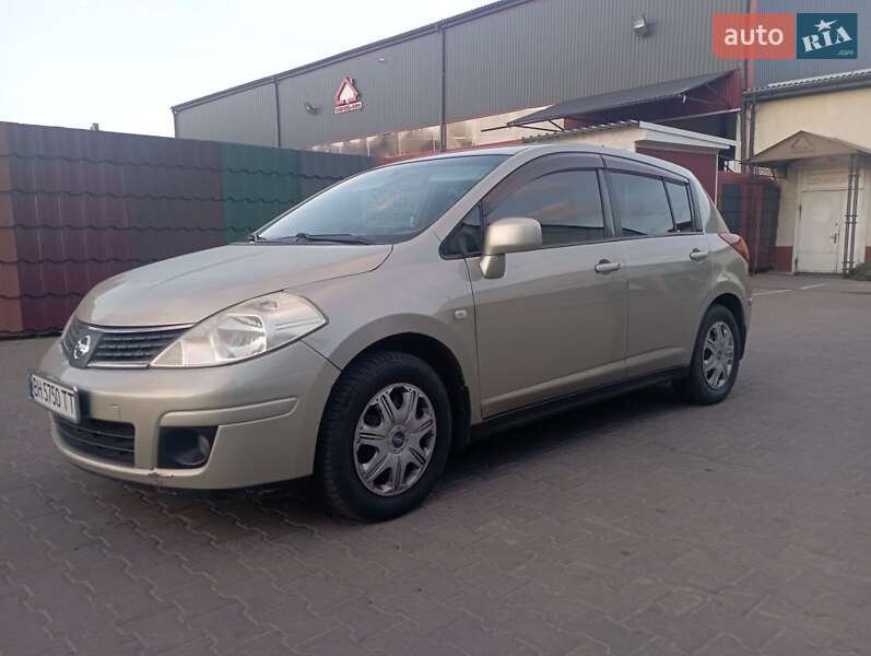 Хэтчбек Nissan TIIDA 2007 в Одессе фото 4 Хэтчбек Nissan TIIDA 2007 в Одессе