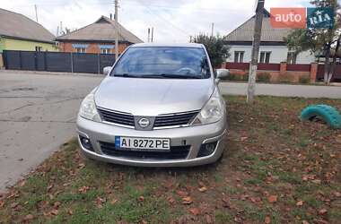 Седан Nissan TIIDA 2007 в  фото 2 Седан Nissan TIIDA 2007 в