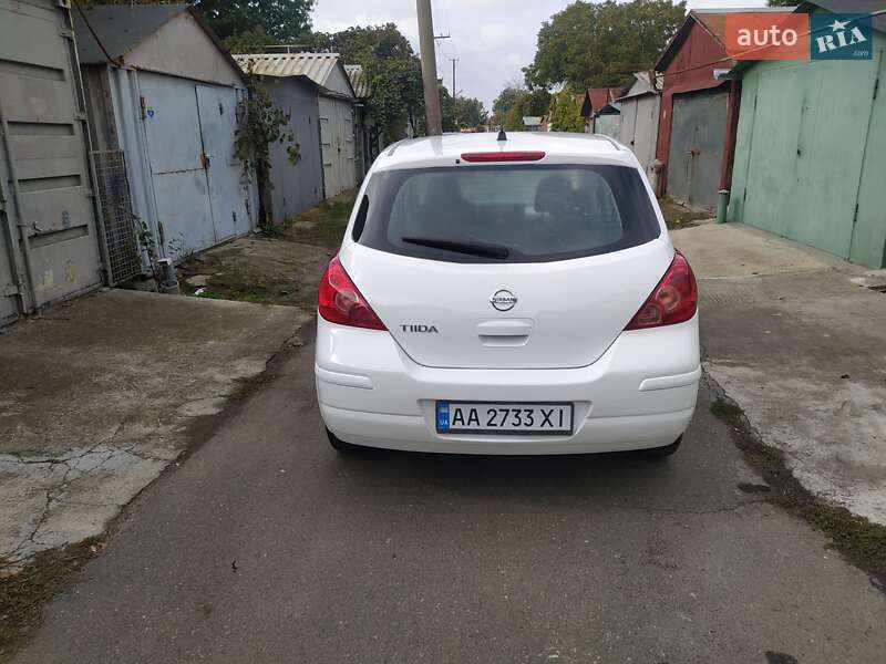 Хетчбек Nissan TIIDA 2013 в Одесі