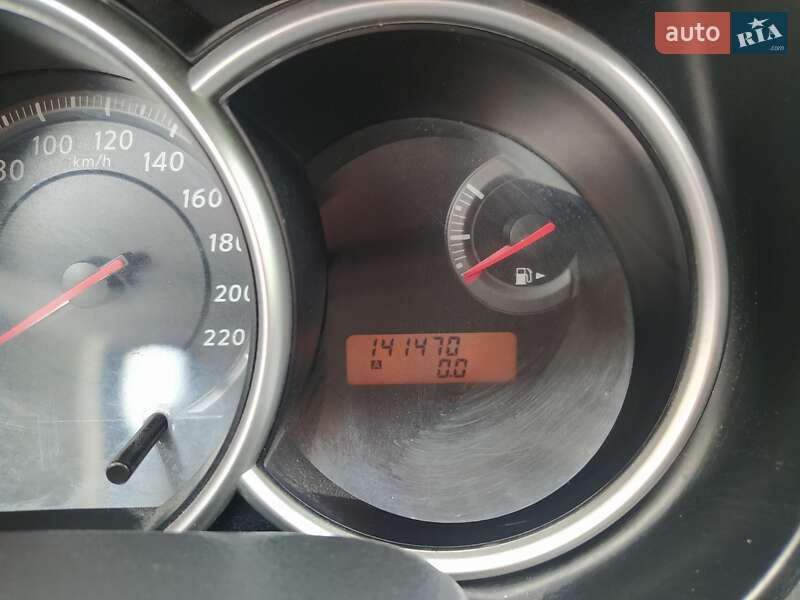 Хетчбек Nissan TIIDA 2013 в Одесі