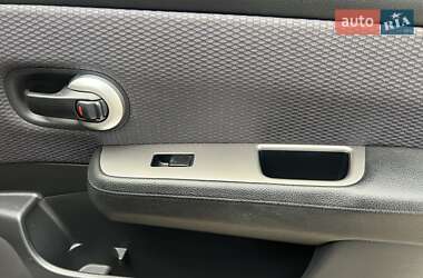 Хэтчбек Nissan TIIDA 2007 в 
