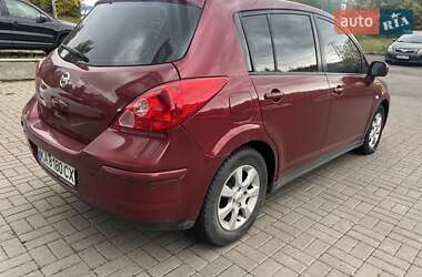 Хэтчбек Nissan TIIDA 2007 в 