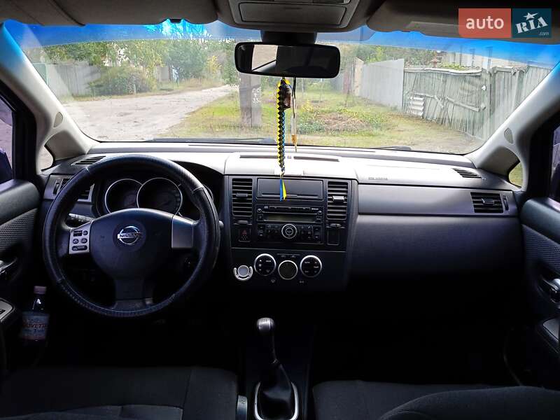 Хетчбек Nissan TIIDA 2008 в Краматорську