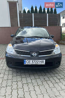 Хетчбек Nissan TIIDA 2007 в Чернівцях