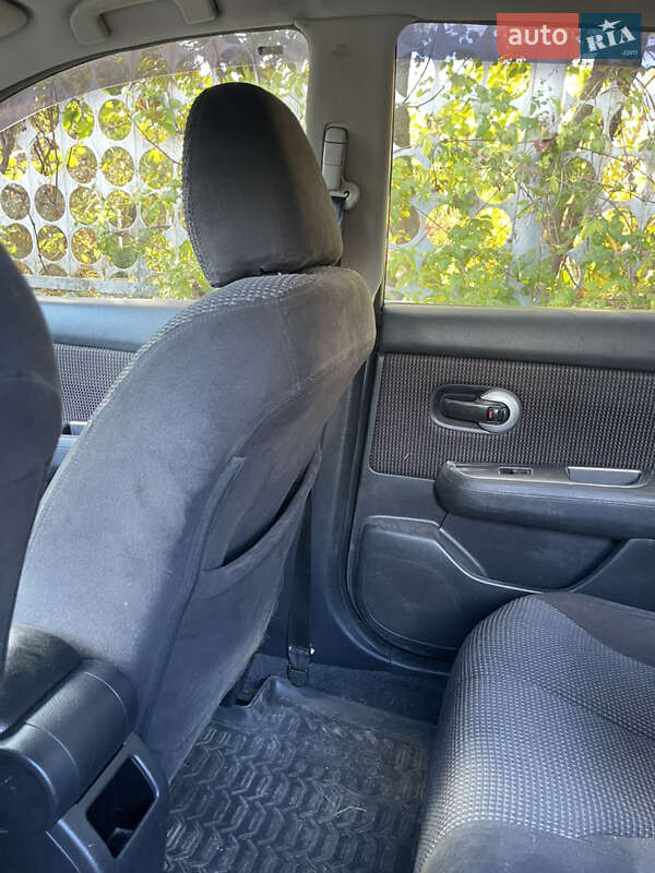 Седан Nissan TIIDA 2011 в Киеве фото 28 Седан Nissan TIIDA 2011 в Киеве