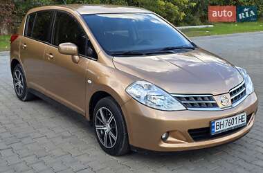 Хетчбек Nissan TIIDA 2008 в Одесі