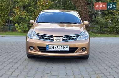 Хэтчбек Nissan TIIDA 2008 в Одессе