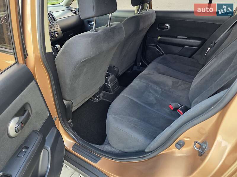 Хэтчбек Nissan TIIDA 2008 в Одессе фото 12 Хэтчбек Nissan TIIDA 2008 в Одессе