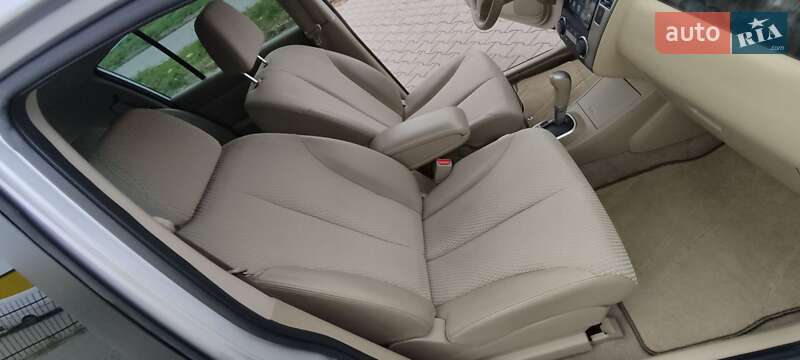 Хетчбек Nissan TIIDA 2012 в Хмельницькому