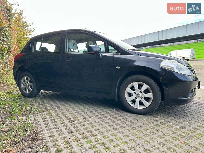 Хетчбек Nissan TIIDA 2008 в Києві