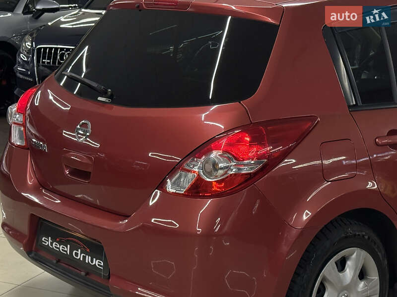 Хетчбек Nissan TIIDA 2010 в Миколаєві фото 10 Хетчбек Nissan TIIDA 2010 в Миколаєві