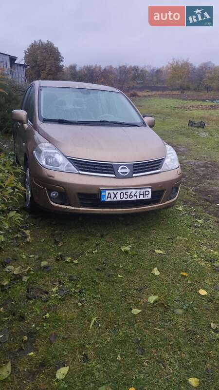 Седан Nissan TIIDA 2008 в Богодухіву фото 2 Седан Nissan TIIDA 2008 в Богодухіву