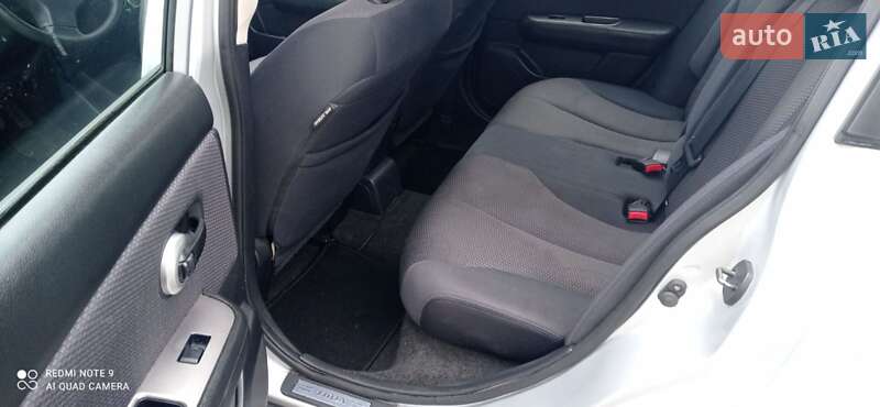 Хэтчбек Nissan TIIDA 2008 в Виннице