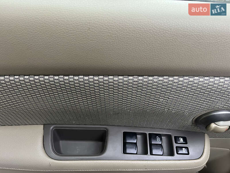 Седан Nissan TIIDA 2007 в Каменском