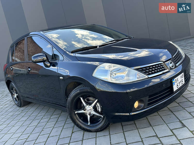 Хетчбек Nissan TIIDA 2008 в Хмельницькому