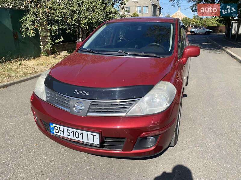 Хэтчбек Nissan TIIDA 2008 в Одессе фото 8 Хэтчбек Nissan TIIDA 2008 в Одессе