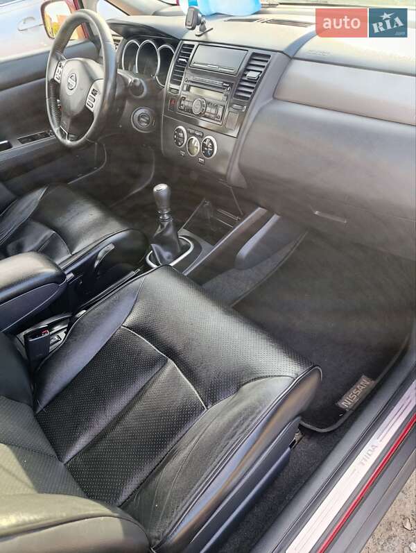 Хэтчбек Nissan TIIDA 2008 в Одессе фото 11 Хэтчбек Nissan TIIDA 2008 в Одессе