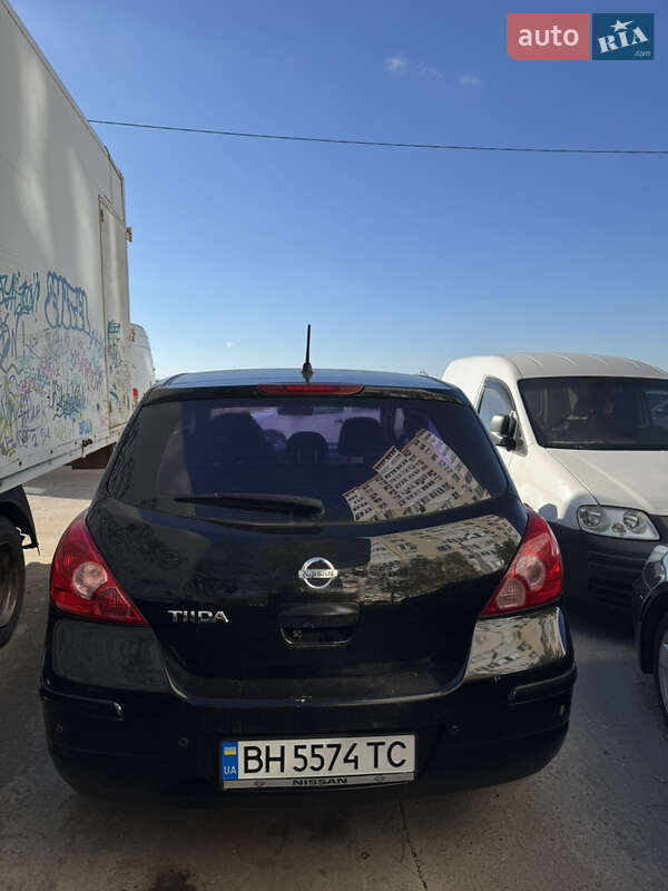 Хэтчбек Nissan TIIDA 2007 в Одессе