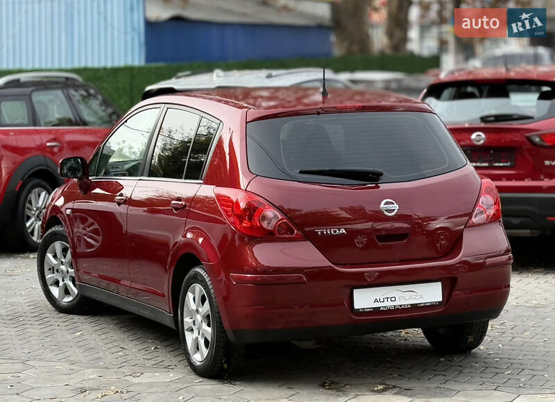 Хэтчбек Nissan TIIDA 2008 в Одессе