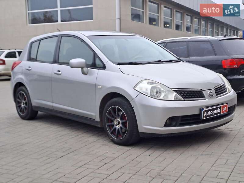 Хэтчбек Nissan TIIDA 2006 в Одессе