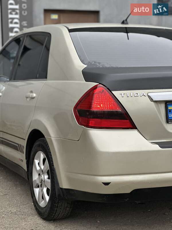 Седан Nissan TIIDA 2007 в Коломые фото 23 Седан Nissan TIIDA 2007 в Коломые