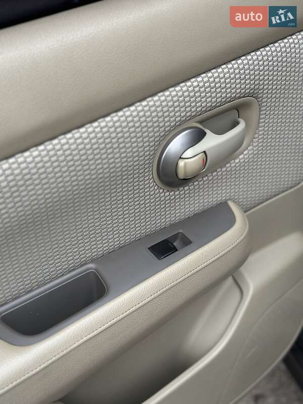 Седан Nissan TIIDA 2007 в Коломые фото 33 Седан Nissan TIIDA 2007 в Коломые