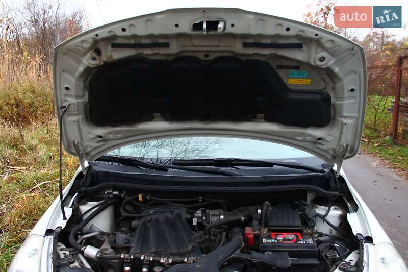 Седан Nissan TIIDA 2007 в Белой Церкви фото 40 Седан Nissan TIIDA 2007 в Белой Церкви