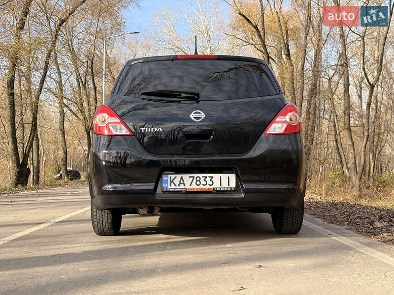 Хэтчбек Nissan TIIDA 2011 в Киеве фото 8 Хэтчбек Nissan TIIDA 2011 в Киеве