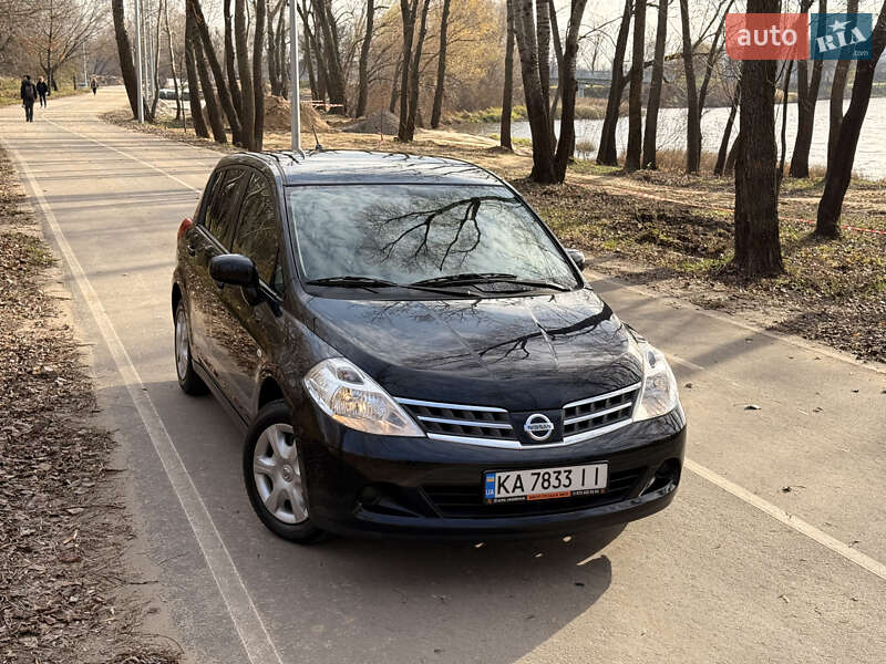 Хэтчбек Nissan TIIDA 2011 в Киеве фото 13 Хэтчбек Nissan TIIDA 2011 в Киеве