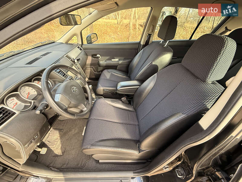 Хэтчбек Nissan TIIDA 2011 в Киеве фото 23 Хэтчбек Nissan TIIDA 2011 в Киеве