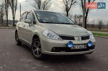 Хетчбек Nissan TIIDA 2007 в Кривому Розі